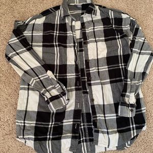 Boyfriend style comfortable lightweight flannel